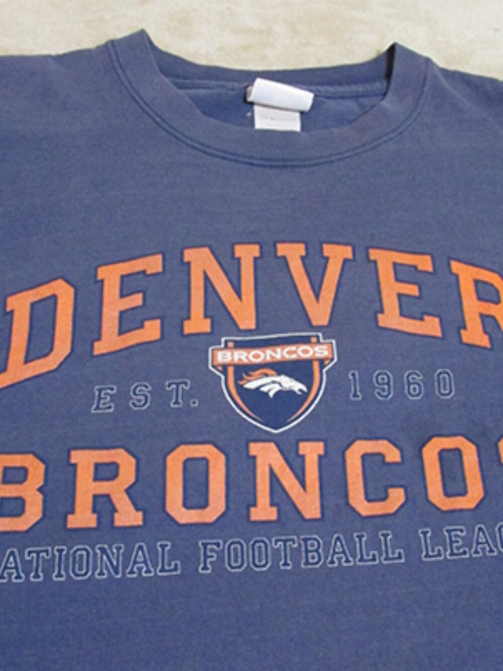 Vintage NFL Denver Broncos Men's Short Sleeve T-Shirt Size XL (G) 0103